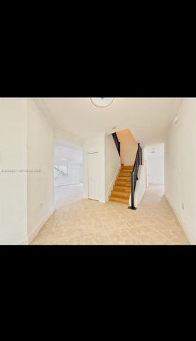 449 SE 31st Ave, Homestead, FL 33033