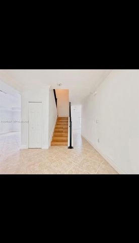449 SE 31st Ave, Homestead, FL 33033