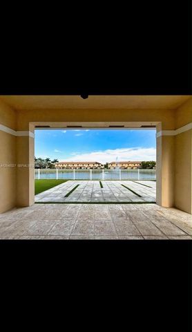 449 SE 31st Ave, Homestead, FL 33033