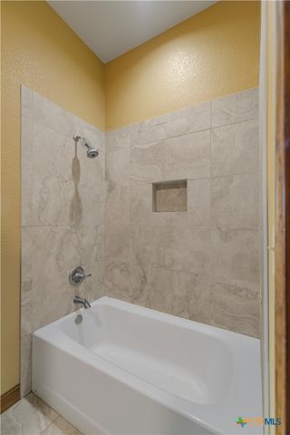 1682 County Road 310, Yoakum, TX 77995