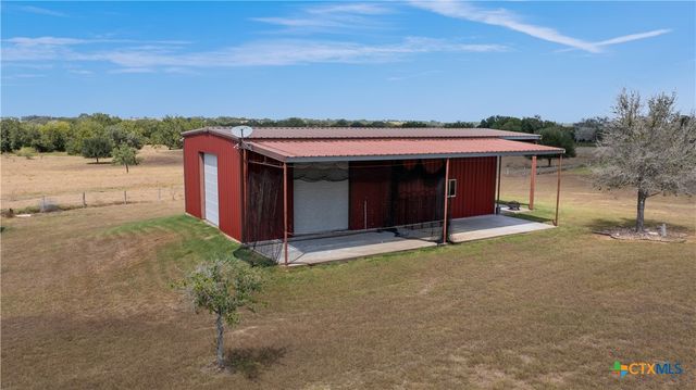 1682 County Road 310, Yoakum, TX 77995
