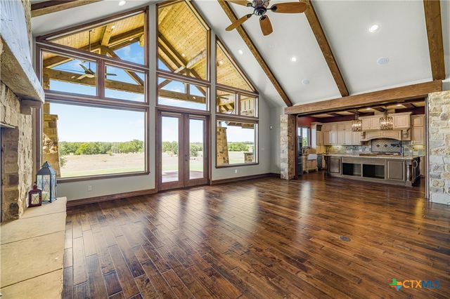 1682 County Road 310, Yoakum, TX 77995