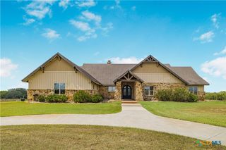 1682 County Road 310, Yoakum, TX 77995