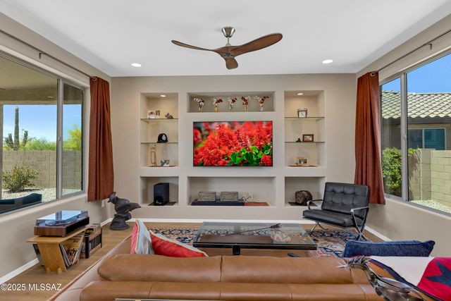 7039 W Kanab Creek Trail, Marana, AZ 85658