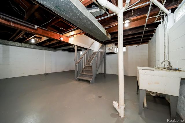 14685 Agnes Avenue, Eastpointe, MI 48021