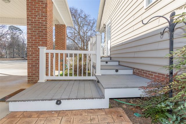 211 Philwood Drive, Williamston, SC 29697