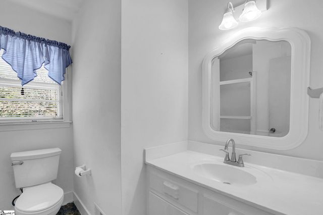 204 Parkdale Drive, Greenville, SC 29611