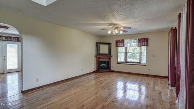 4347 Cherokee Road, Jonesborough, TN 37659
