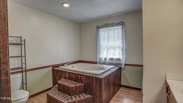 4347 Cherokee Road, Jonesborough, TN 37659
