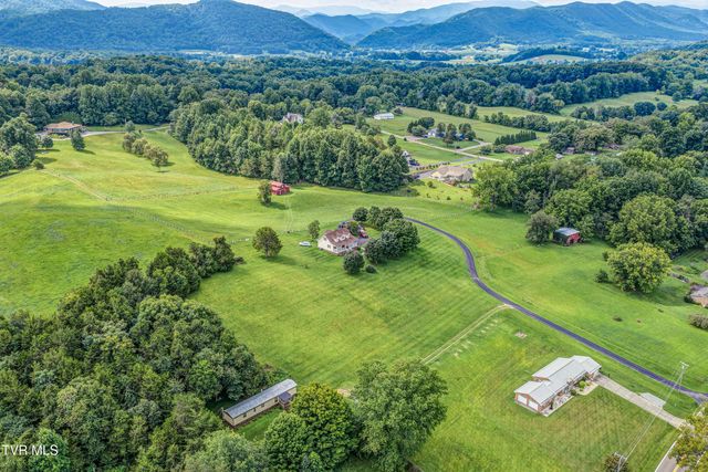 4347 Cherokee Road, Jonesborough, TN 37659
