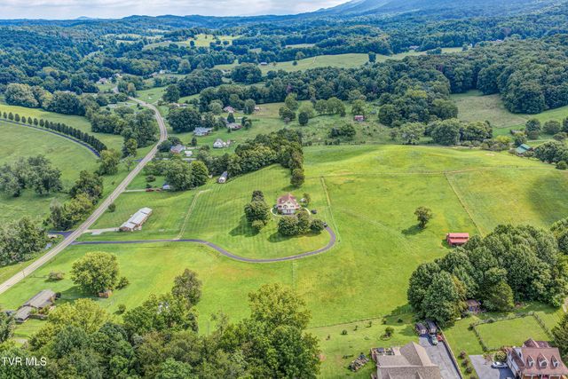 4347 Cherokee Road, Jonesborough, TN 37659