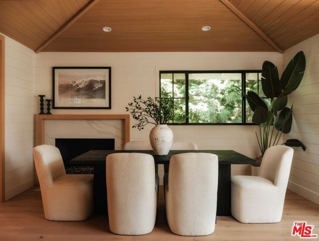 4181 Weslin Avenue, Sherman Oaks, CA 91423