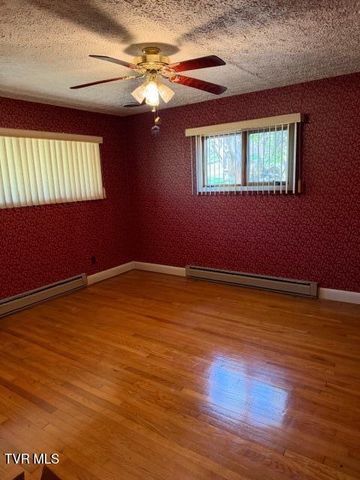 1202 Northwest Virginia Avenue, Norton, VA 24273