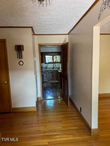 1202 Northwest Virginia Avenue, Norton, VA 24273