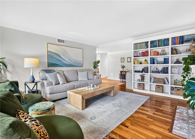 5291 Kenilworth, Huntington Beach, CA 92649