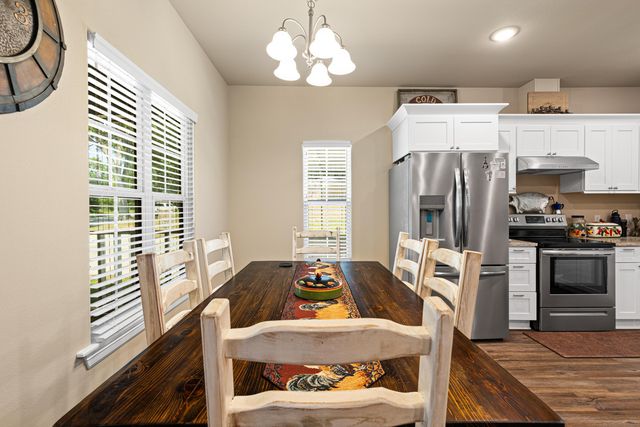 1481 W GAY AVE, Gladewater, TX 75647