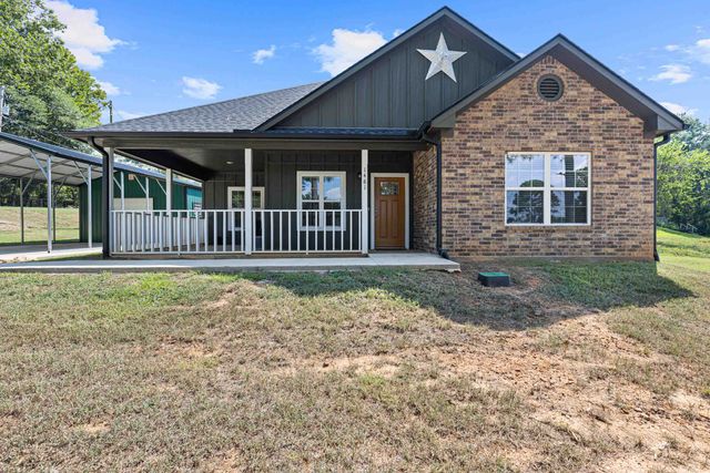 1481 W GAY AVE, Gladewater, TX 75647