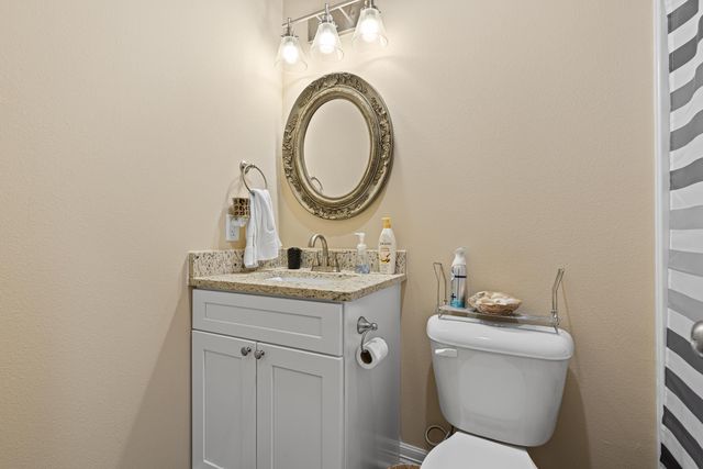 1481 W GAY AVE, Gladewater, TX 75647