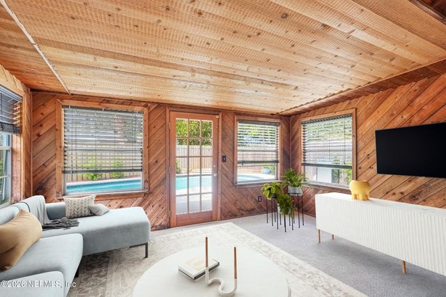 2018 ROSEWOOD Drive, Neptune Beach, FL 32266