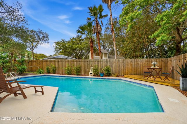 2018 ROSEWOOD Drive, Neptune Beach, FL 32266