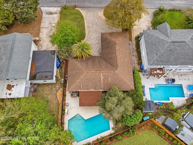 2018 ROSEWOOD Drive, Neptune Beach, FL 32266