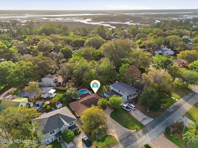 2018 ROSEWOOD Drive, Neptune Beach, FL 32266