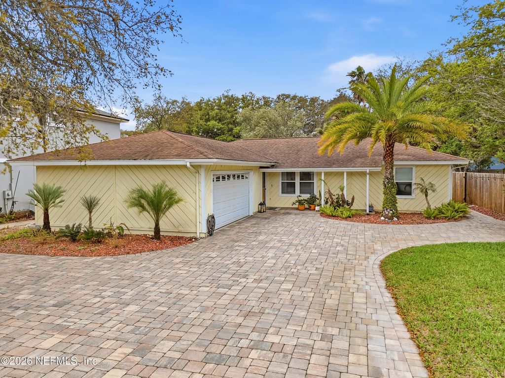 2018 ROSEWOOD Drive, Neptune Beach, FL 32266