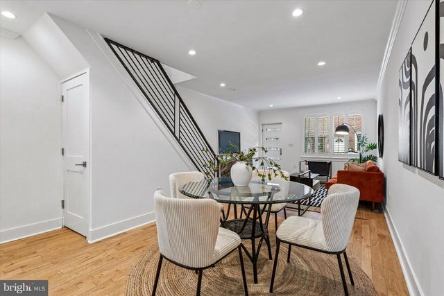 313 MERCY ST, Philadelphia, PA 19148