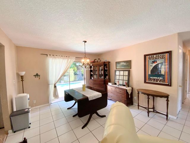 7922 SW 5th Street, North Lauderdale, FL 33068