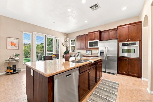 3239 Sitio Tortuga, Carlsbad, CA 92009