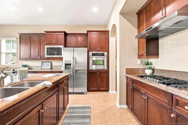 3239 Sitio Tortuga, Carlsbad, CA 92009