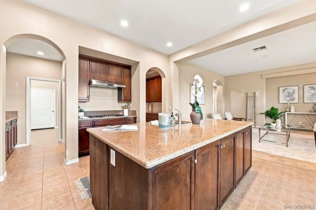 3239 Sitio Tortuga, Carlsbad, CA 92009