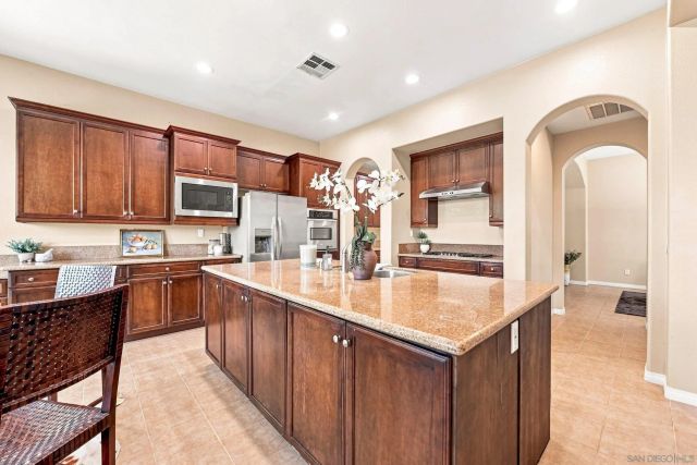 3239 Sitio Tortuga, Carlsbad, CA 92009