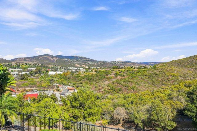 3239 Sitio Tortuga, Carlsbad, CA 92009