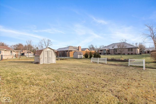 377 Savannah Drive, Greenwood, IN 46142
