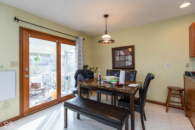 377 Savannah Drive, Greenwood, IN 46142