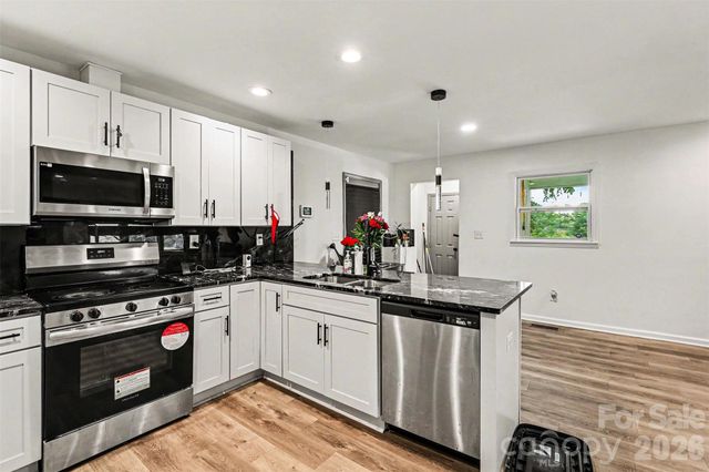 518 Baker Street, Kings Mountain, NC 28086