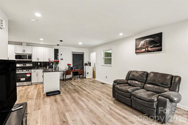 518 Baker Street, Kings Mountain, NC 28086