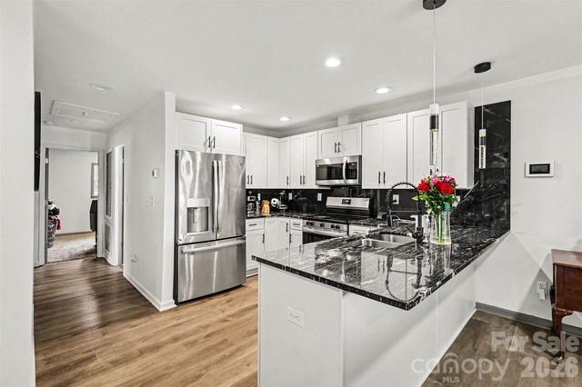 518 Baker Street, Kings Mountain, NC 28086