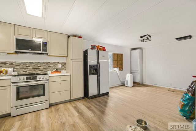 423 E 200 N, Blackfoot, ID 83221