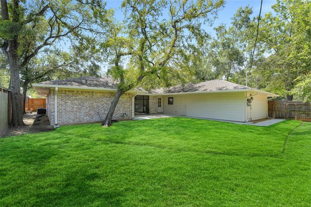 10726 Riverview Drive, Houston, TX 77042