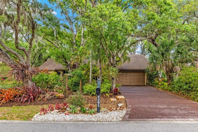 4295 WOODVIEW DRIVE, Sarasota, FL 34232