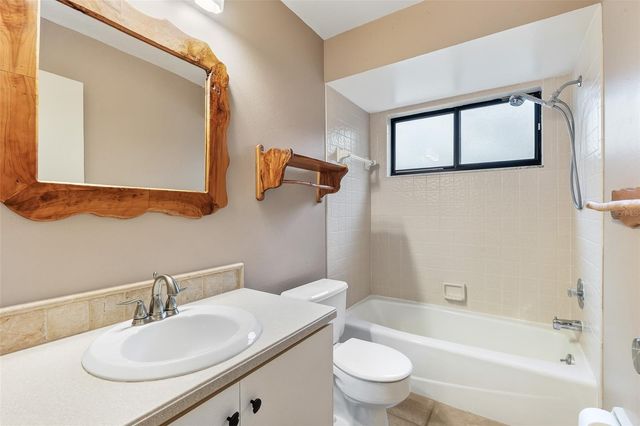 4295 WOODVIEW DRIVE, Sarasota, FL 34232