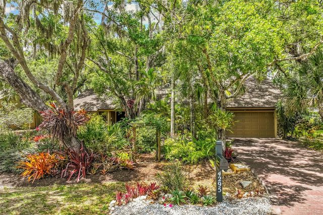 4295 WOODVIEW DRIVE, Sarasota, FL 34232