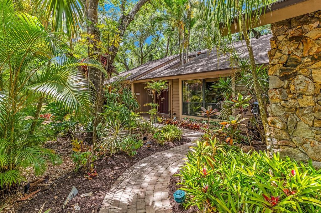 4295 WOODVIEW DRIVE, Sarasota, FL 34232