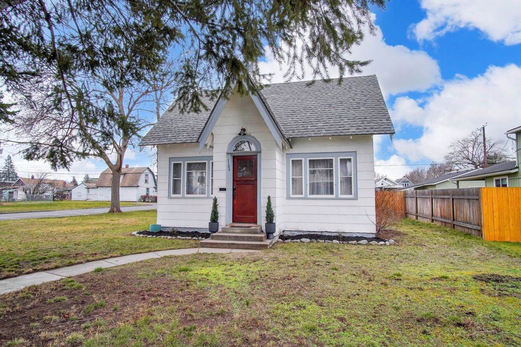1103 W Fairview Ave, Spokane, WA 99205