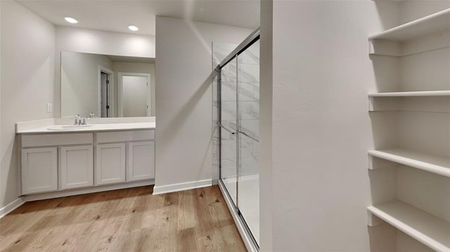 2825 Otis Lane, Yukon, OK 73099