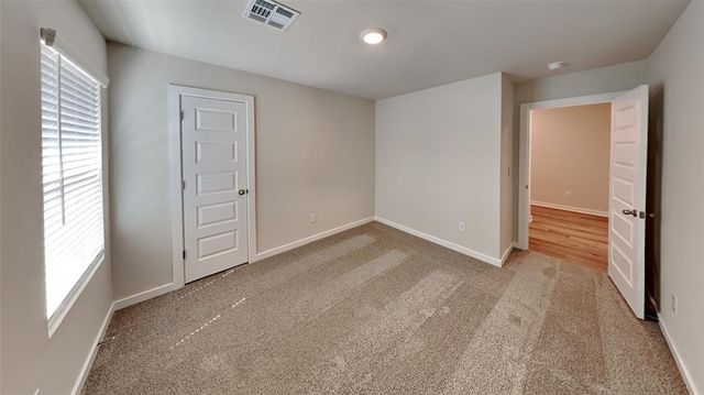 2825 Otis Lane, Yukon, OK 73099