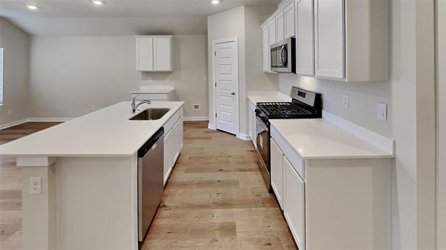 2825 Otis Lane, Yukon, OK 73099