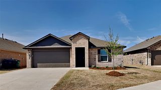 2825 Otis Lane, Yukon, OK 73099
